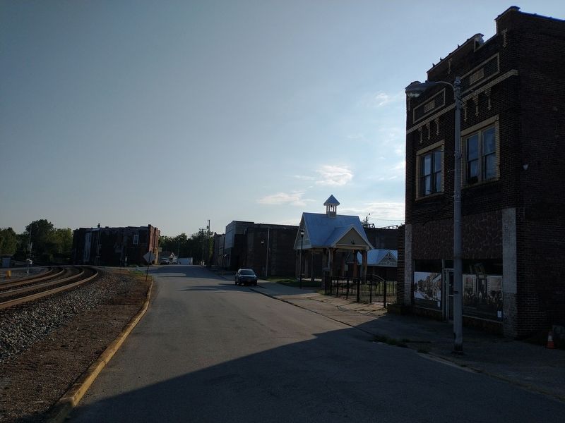 Looking East on Main Street in 2021 image. Click for full size.