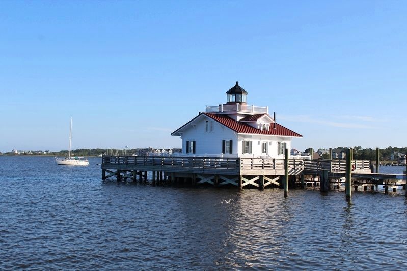 Roanoke Marshes Lighthouse Marker. Click for full size. Roanoke Marshes Lighthouse Marker image. Click for full size.