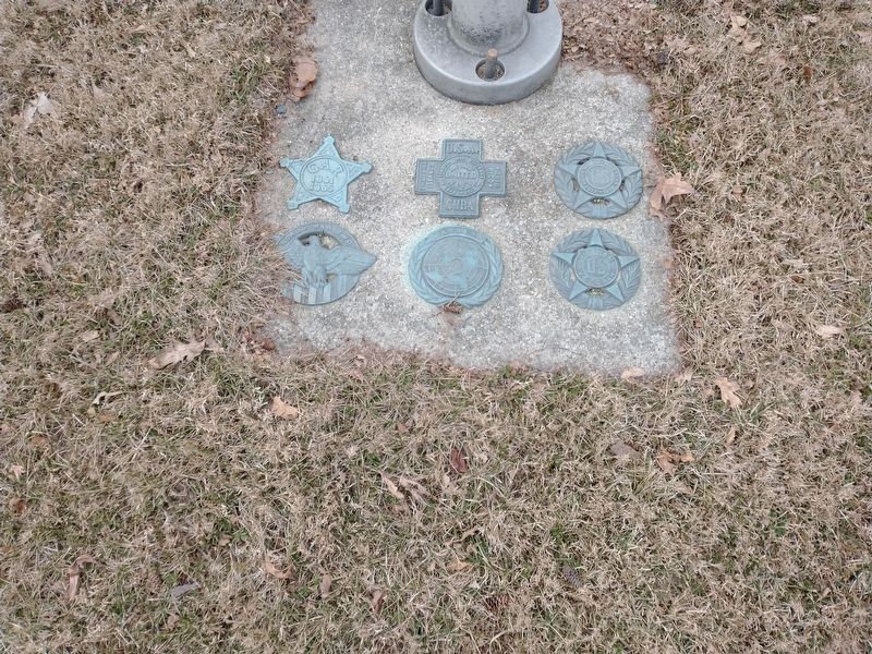 Company D, 2nd Ohio Volunteer Infantry Monument Detail image. Click for full size.