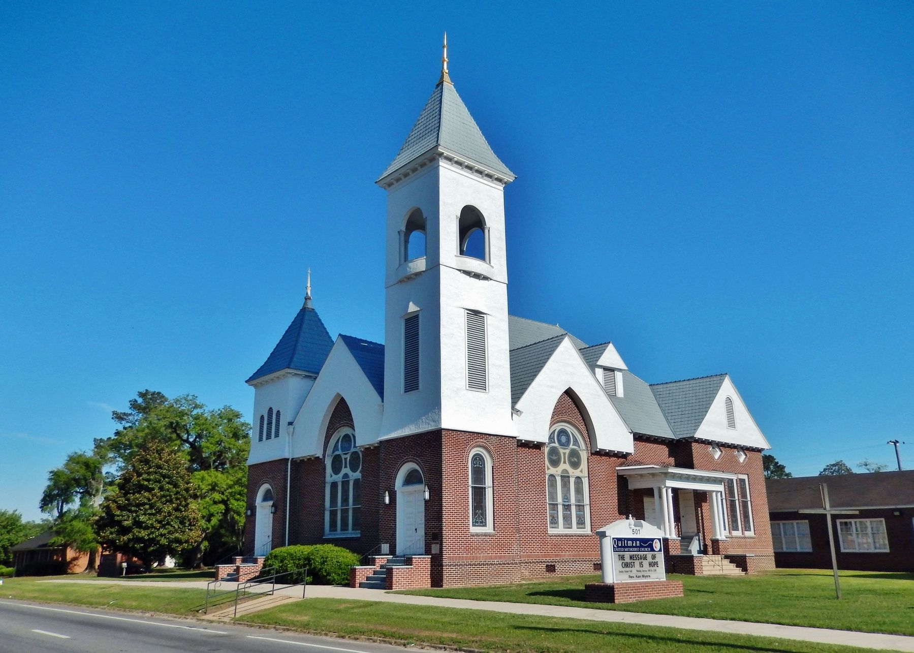Quitman United Methodist Church image. Click for full size.