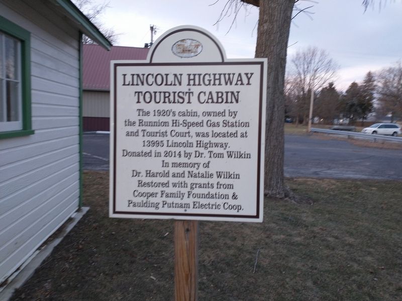 Lincoln Highway Tourist Cabin Marker image. Click for full size.
