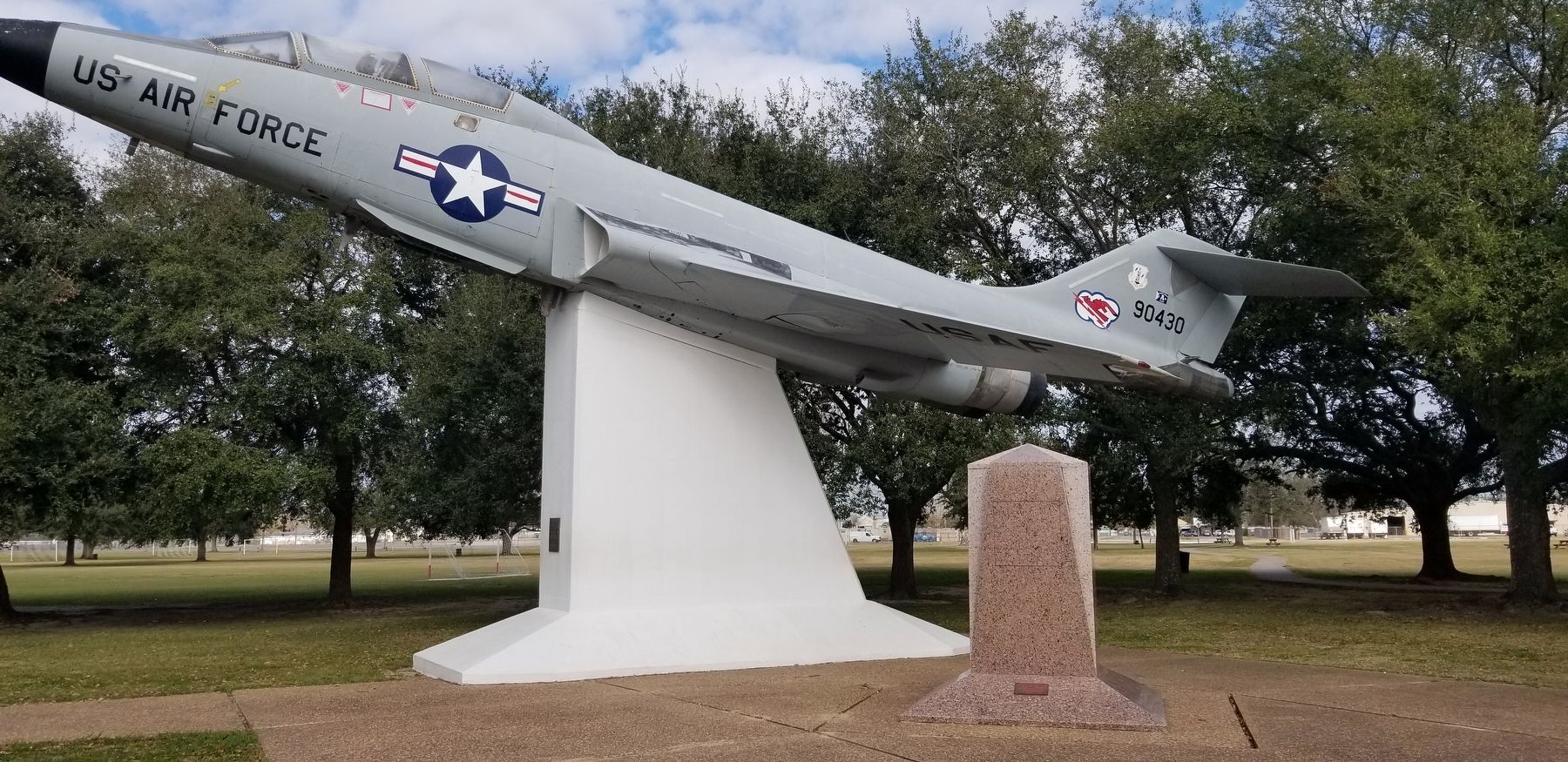 The War Memorial next to the fighter jet image. Click for full size.