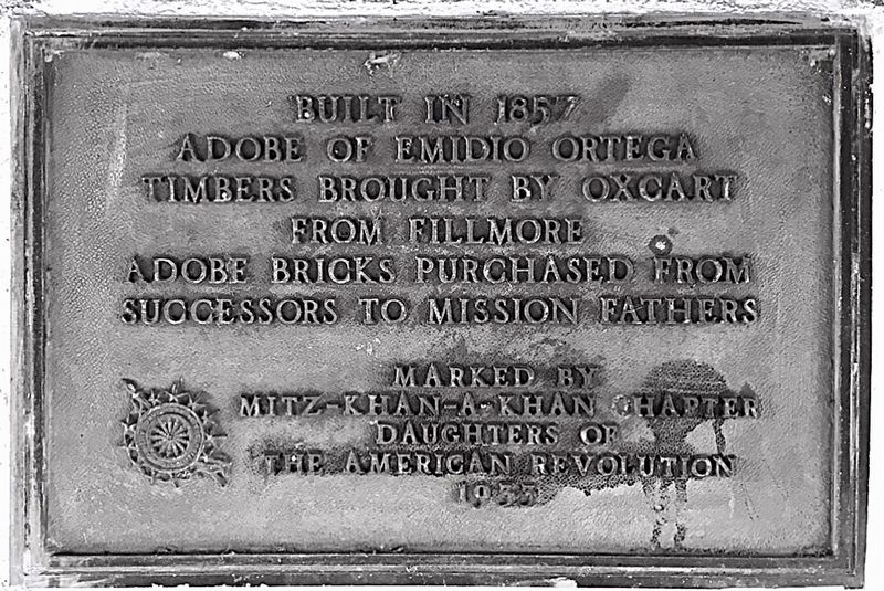 Plaque at Front Door image. Click for full size.
