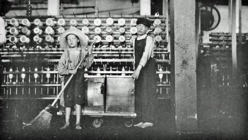 Marker detail: Roanoke Cotton Mill, 1911. Click for full size. Marker detail: Roanoke Cotton Mill, 1911 image. Click for full size.
