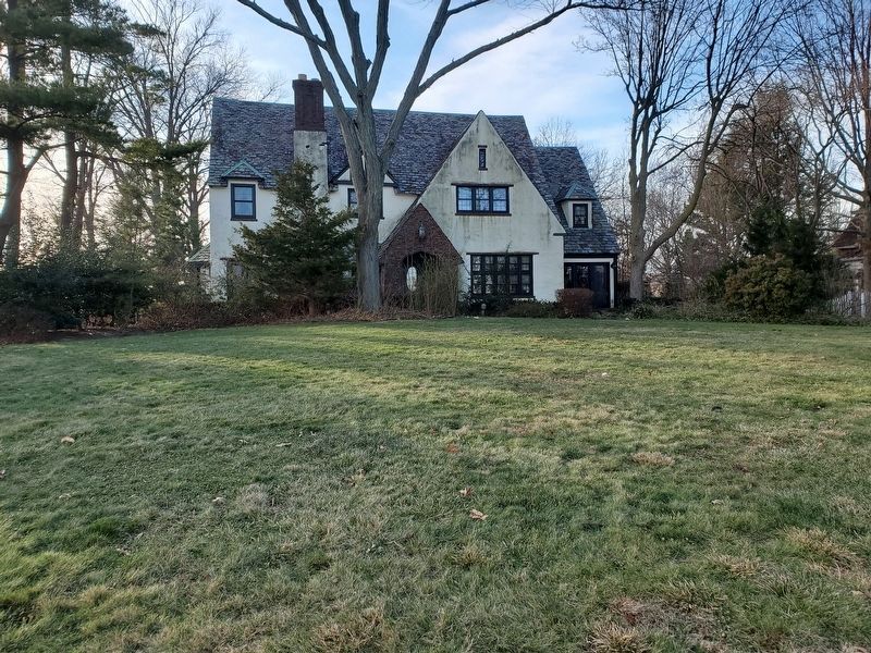 Cooper-Neuberg House image. Click for full size.