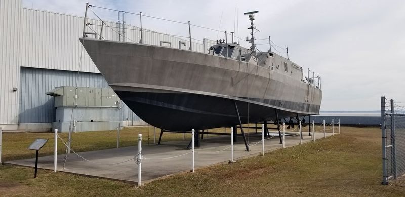 The front and side view of the USN Patrol Boat and Marker image. Click for full size.