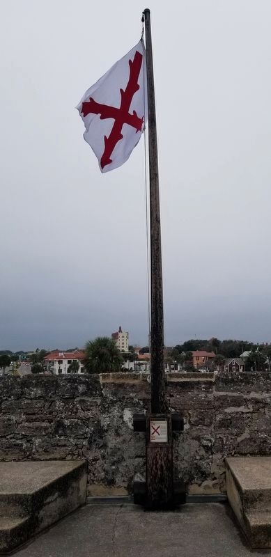 The Cross of Burgundy flag and Marker on the Castillo de San Marcos image. Click for full size.