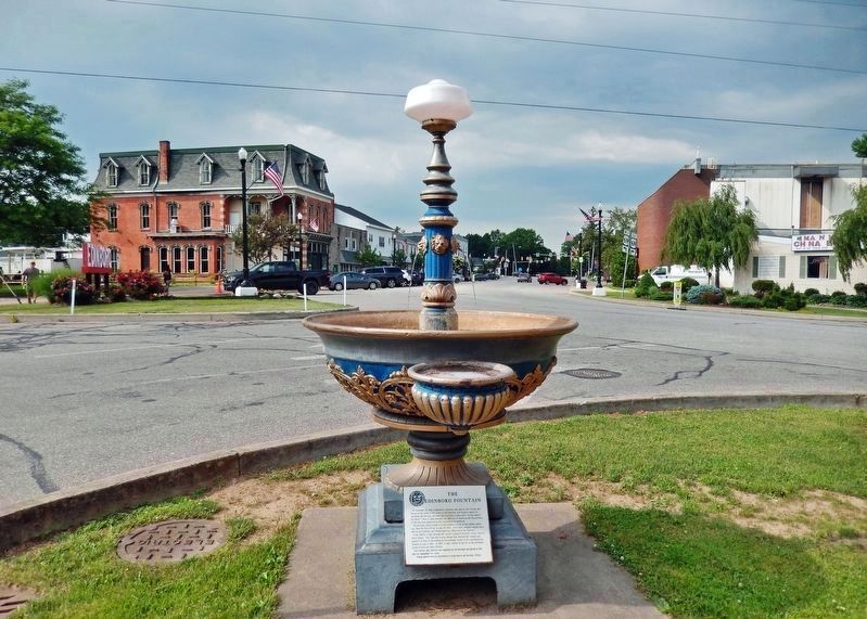 The Edinboro Fountain & Marker image. Click for full size.