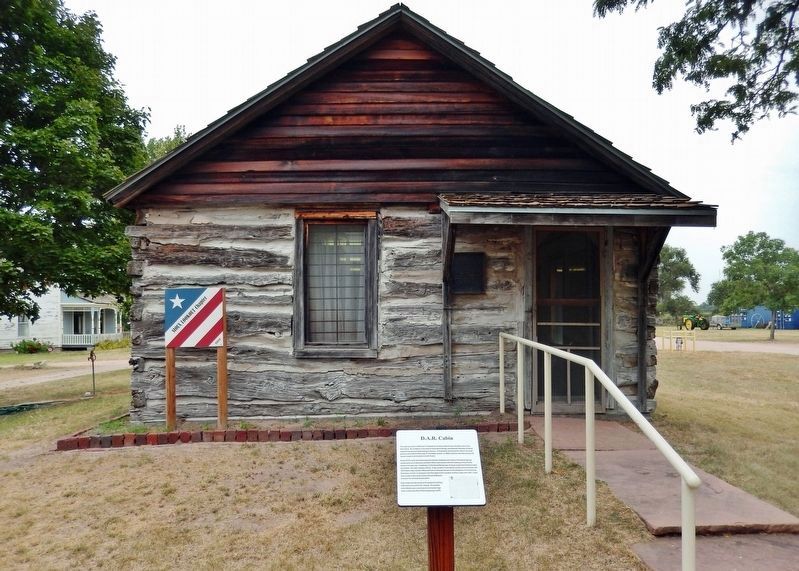 D.A.R. Cabin and Marker image. Click for full size.