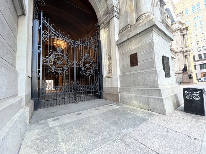 Philadelphia City Hall Gates Marker image. Click for full size.