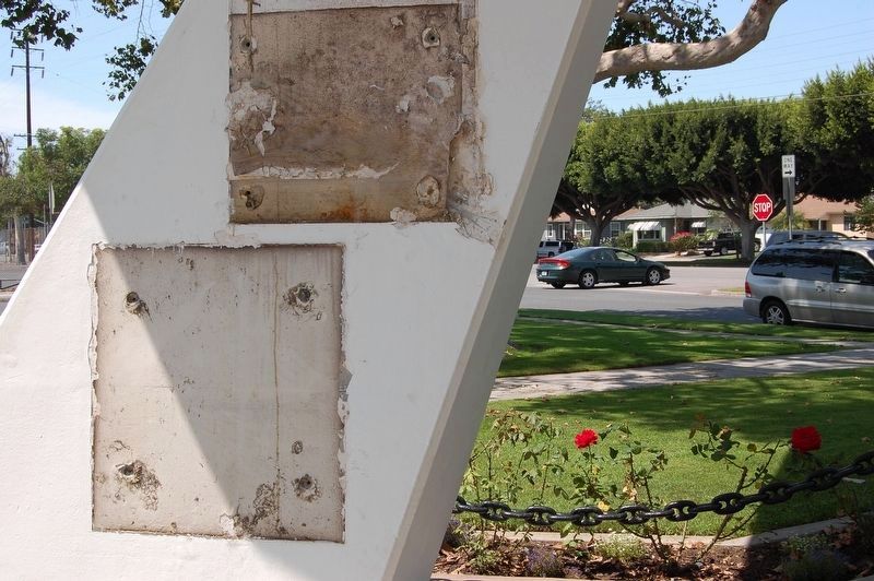 Memorial plaques stolen from Del Valle Park image. Click for more information.