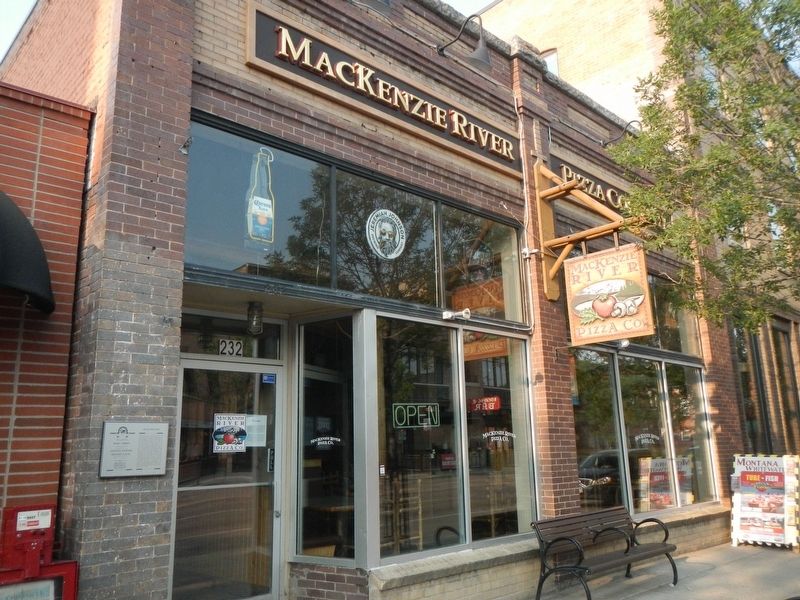 226-232 East Main Building and Marker image. Click for full size.