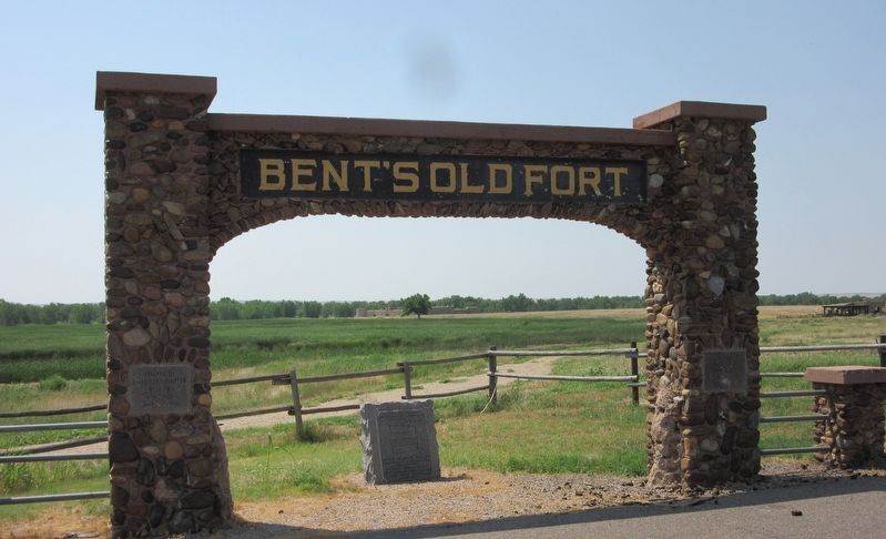 Bent's Old Fort image. Click for full size.