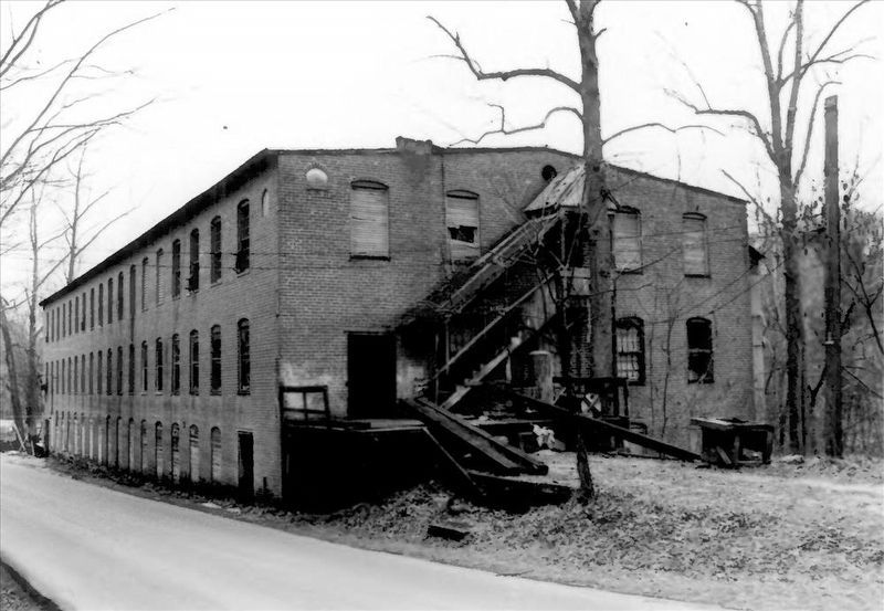 Great Falls Cotton Mill image. Click for more information.