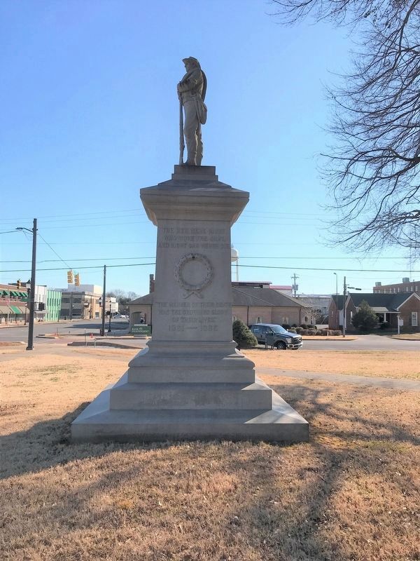 Colbert County Confederate Memorial (side) image. Click for full size.