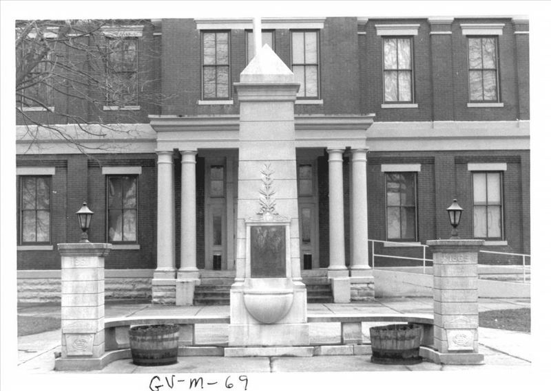 Confederate Memorial in Mayfield image. Click for more information.
