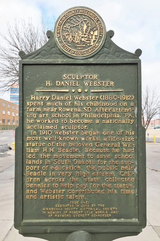 Sculptor H. Daniel Webster Marker <i>(Side one)</i> image. Click for full size.