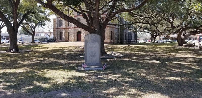 The view of the Goliad County World War I Memorial on the courthouse grounds image. Click for full size.