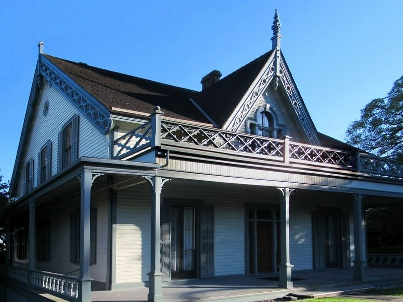 Capt. William Irving House image. Click for full size.