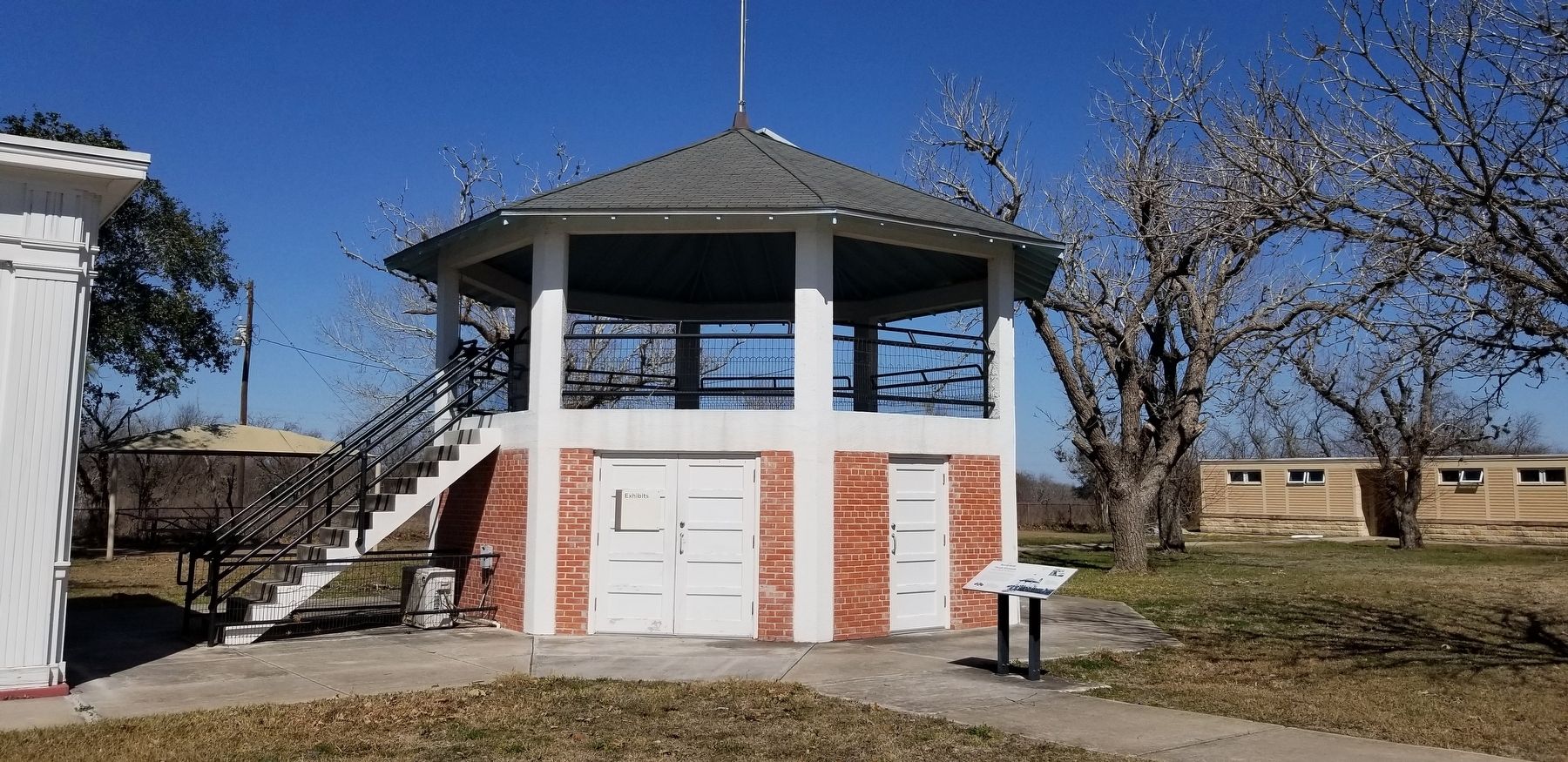 The view of the Bandstand and Marker from the park road image. Click for full size.