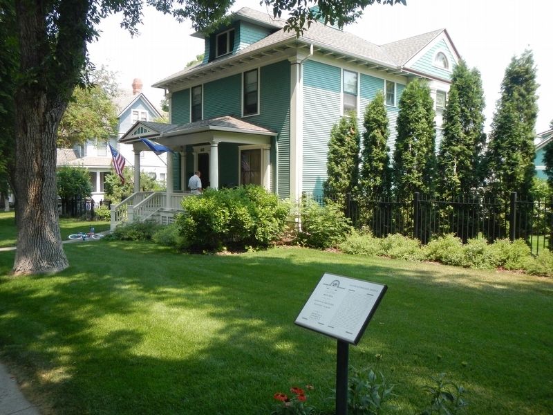 610 South Willson Avenue Residence and Marker image. Click for full size.