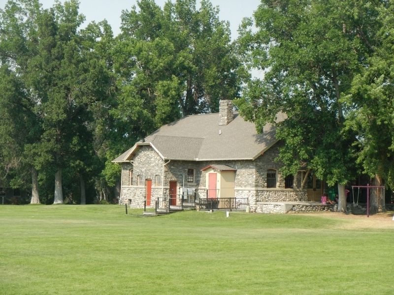 Beall Park and Community Center Building image. Click for full size.