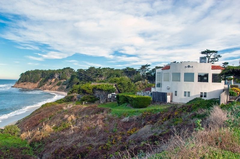 Moss Beach Distillery. Click for full size. Moss Beach Distillery image. Click for full size.