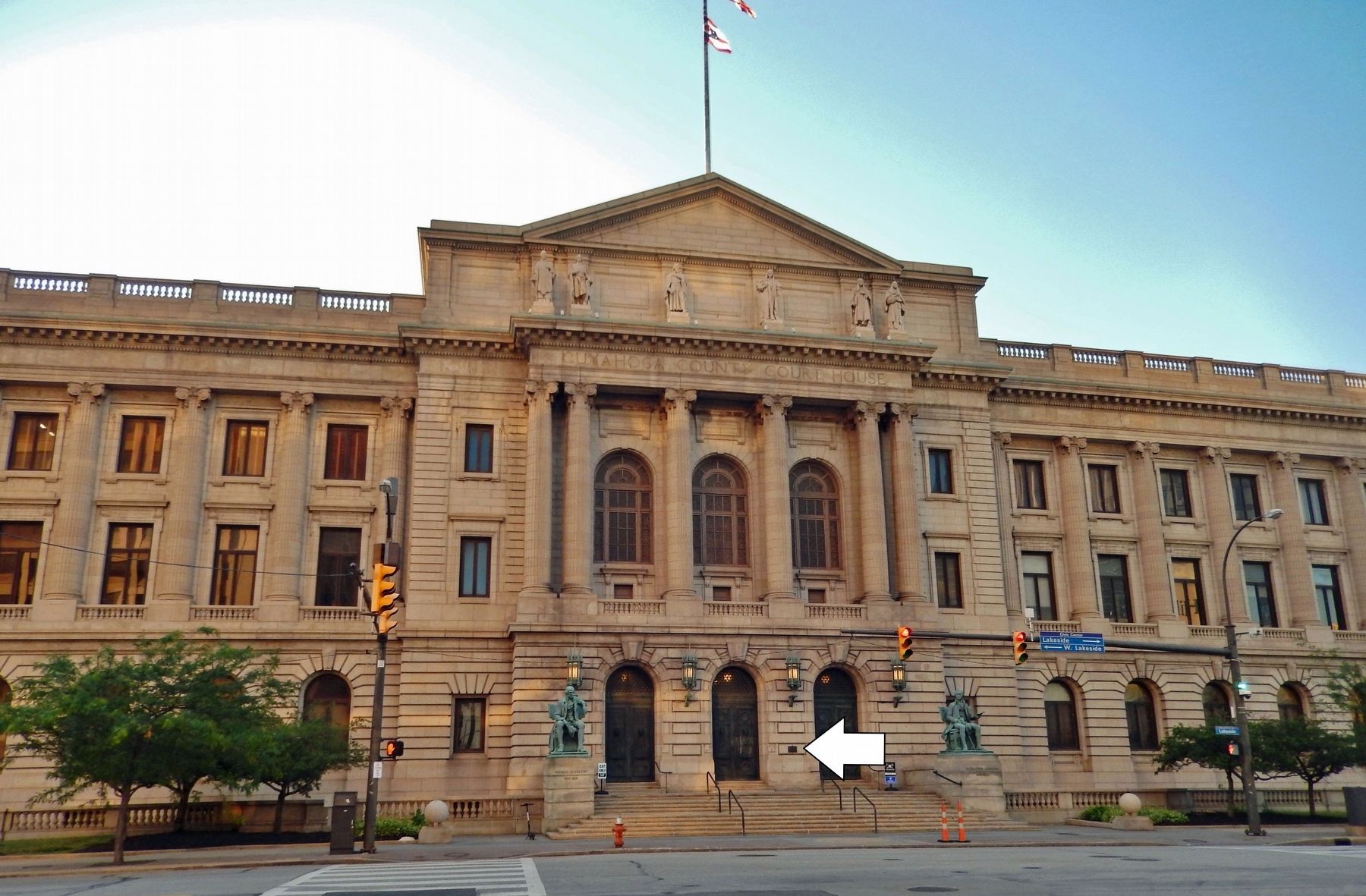 Cuyahoga County Courthouse (<i>front/south elevation</i>) image. Click for full size.