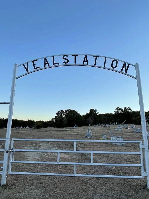 Veal's Station Cemetery Entrance Arch image. Click for full size.