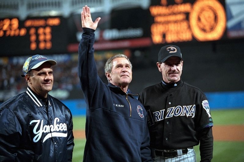 Torre, Bush, and Brenly at the 2001 World Series in New York. image. Click for full size.