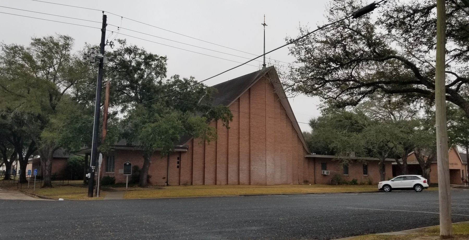 The view of the El Campo First Baptist Church image. Click for full size.