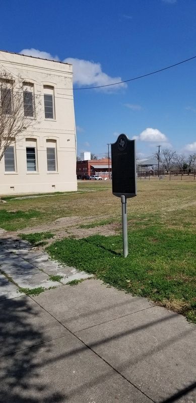 Mitchell School Marker image. Click for full size.