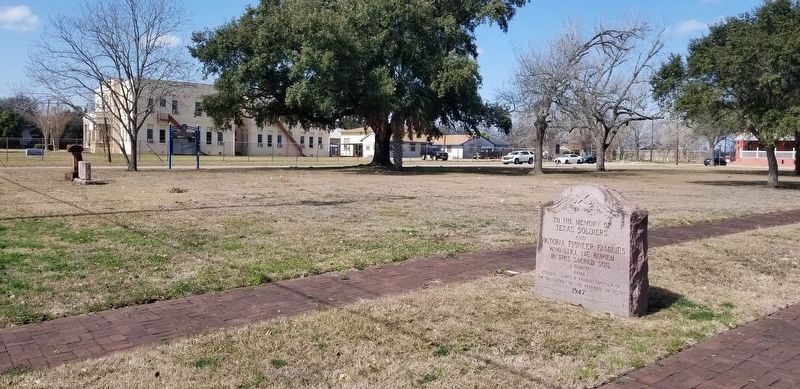 The Texas Soldiers and Pioneer Memorial in the Memorial Square image. Click for full size.