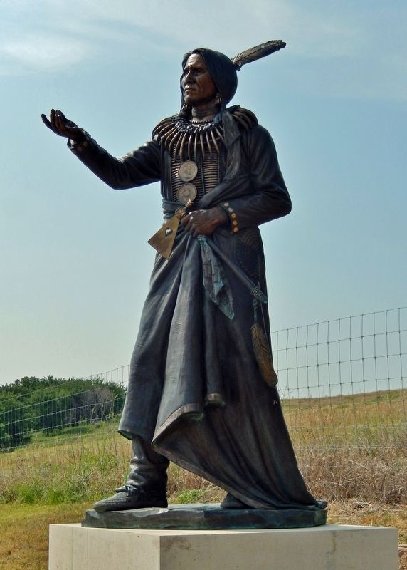 Chief Standing Bear Statue image. Click for full size.