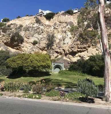 Dana Point Elevator Entrance image. Click for full size.