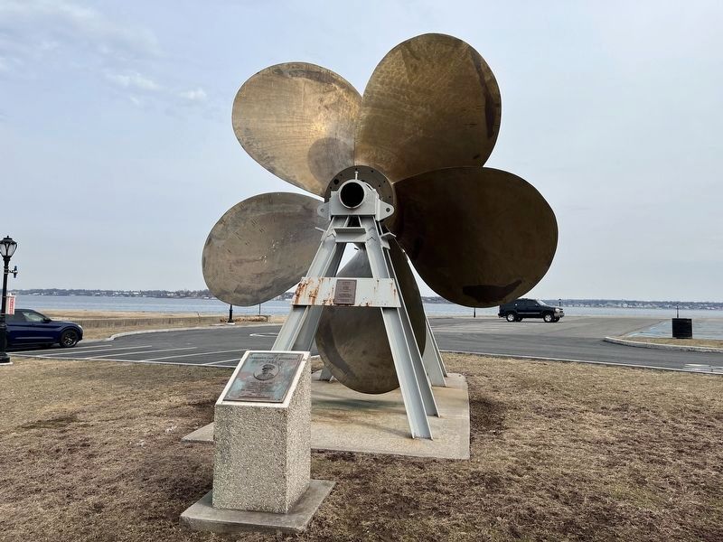 S.S. United States Propeller and Marker image. Click for full size.