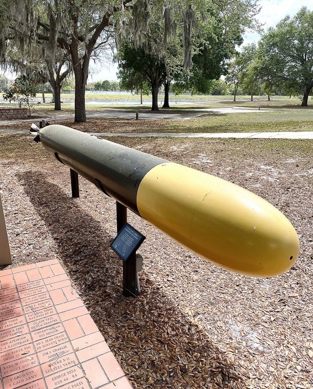 US Navy Mark 16 Model 8 Submarine Dummy Torpedo Marker image. Click for full size.