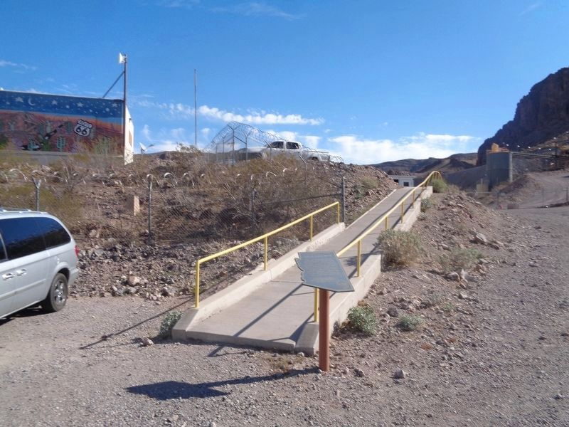 Gold Road Mine Marker image. Click for full size.