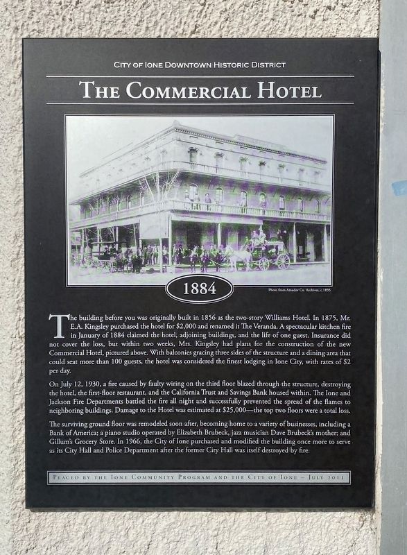 The Commercial Hotel Marker image. Click for full size.