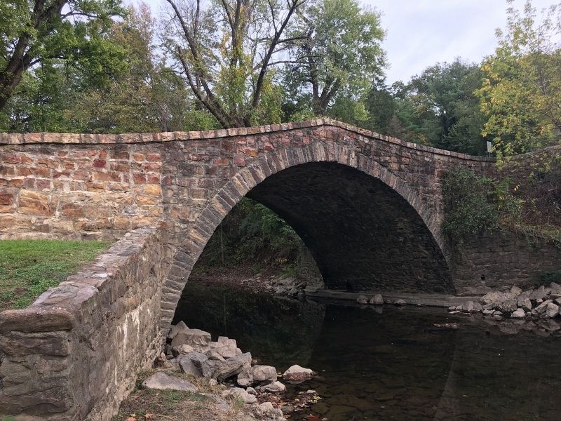 Stone Arch Bridge image. Click for full size.