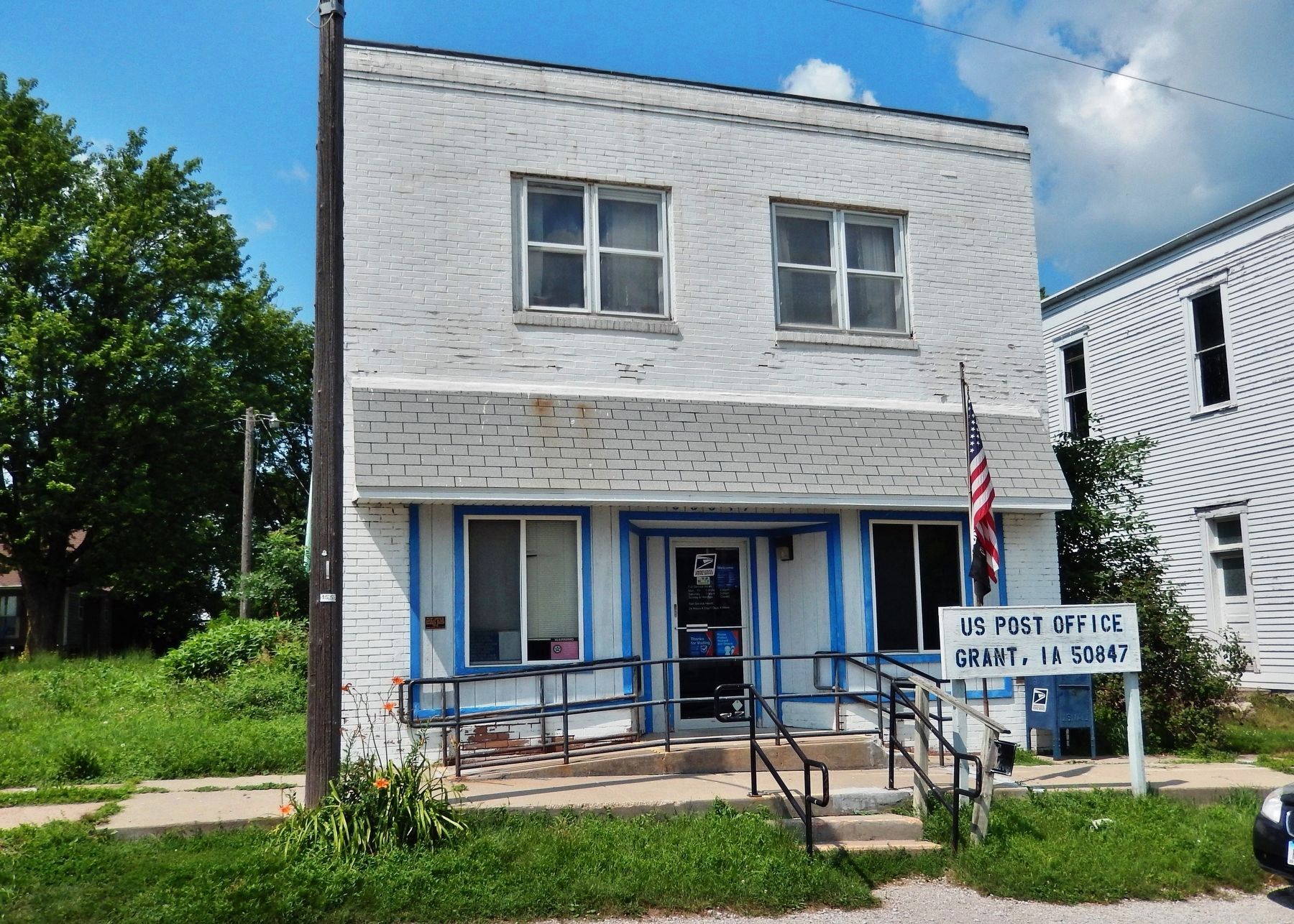 Post Office / Bryant Building / Barber Shop image. Click for full size.