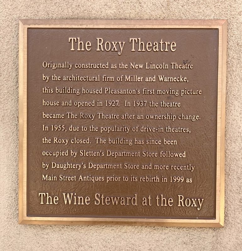 The Roxy Theatre Marker image. Click for full size.