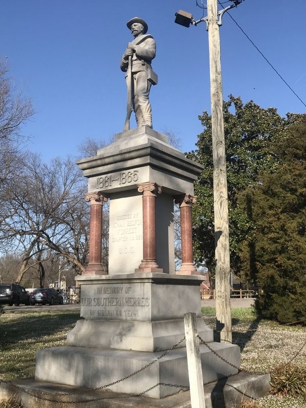 Humboldt Confederate Monument image. Click for full size.