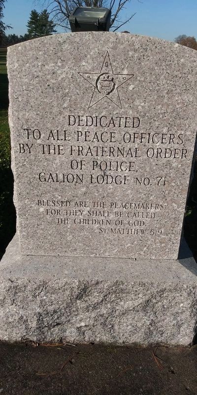 Nearby Peace Officers Memorial image. Click for full size.