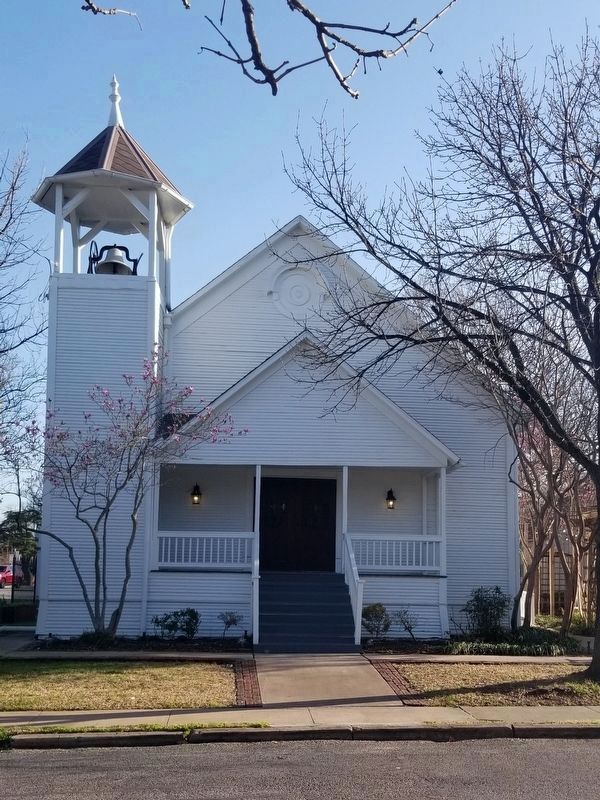 The front view of the Chapel at Chestnut Square from across the street image. Click for full size.