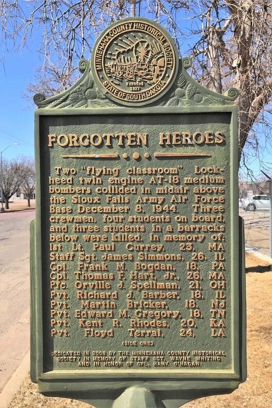 Forgotten Heroes Marker <i>(Side one)</i> image. Click for full size.