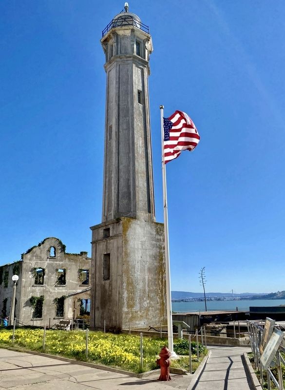 Alcatraz Lighthouse and Marker image. Click for full size.