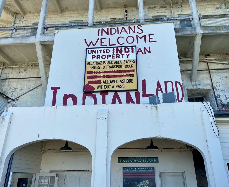 Indians Welcome sign image. Click for full size.