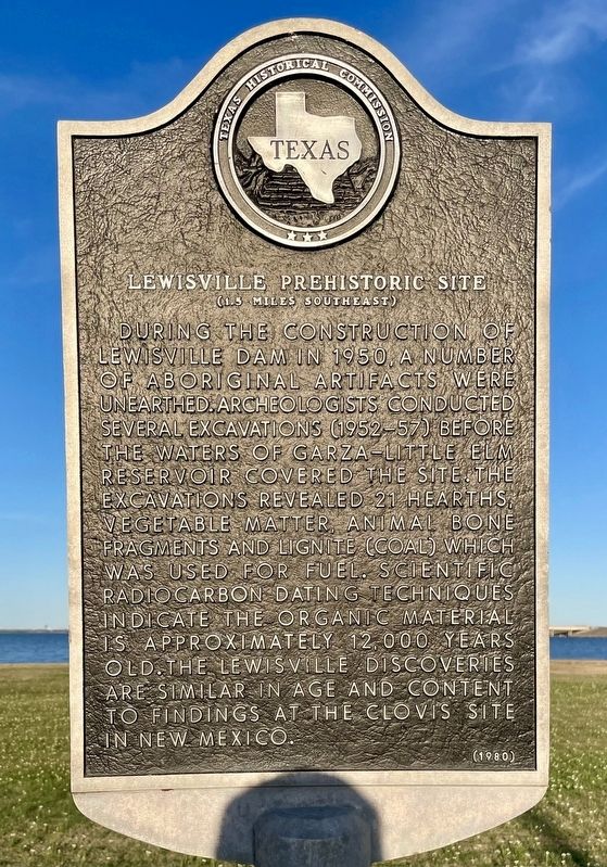 Lewisville Prehistoric Site Marker image. Click for full size.