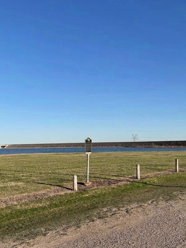 Lewisville Prehistoric Site Marker image. Click for full size.
